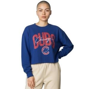Chicago Cubs Baseball Cropped Long Sleeve Tee Shirt 47 Brand Royal Blue Apparel
